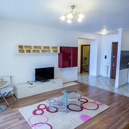 C&y Solid アパート ママイア