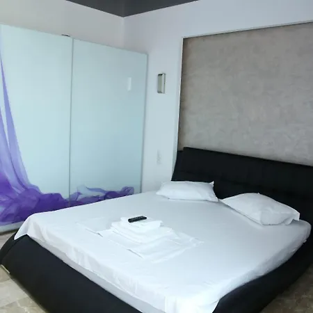 Apartment C&y Solid Mamaia