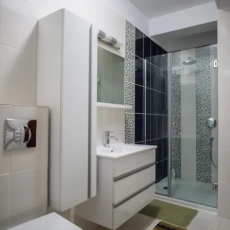 C&y Solid Apartamento Mamaia