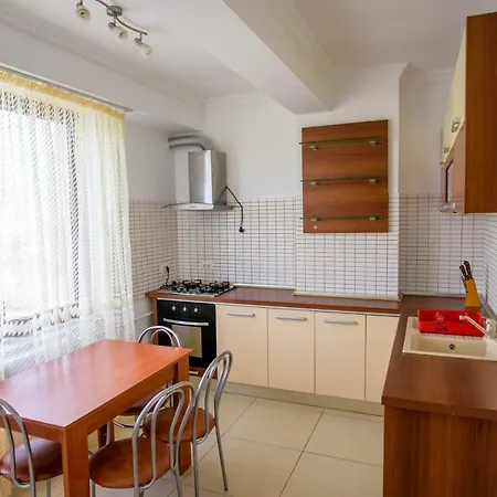 Apartment C&y Solid