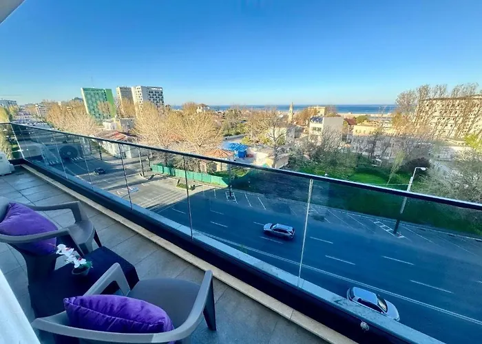 Apartment C&y Solid Mamaia