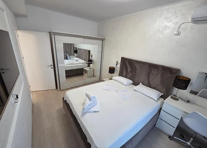 Apartment C&y Solid *