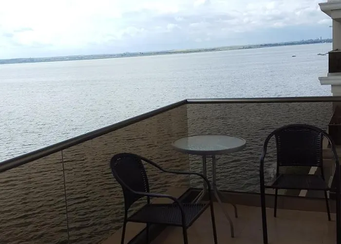 C&y Solid Apartment *